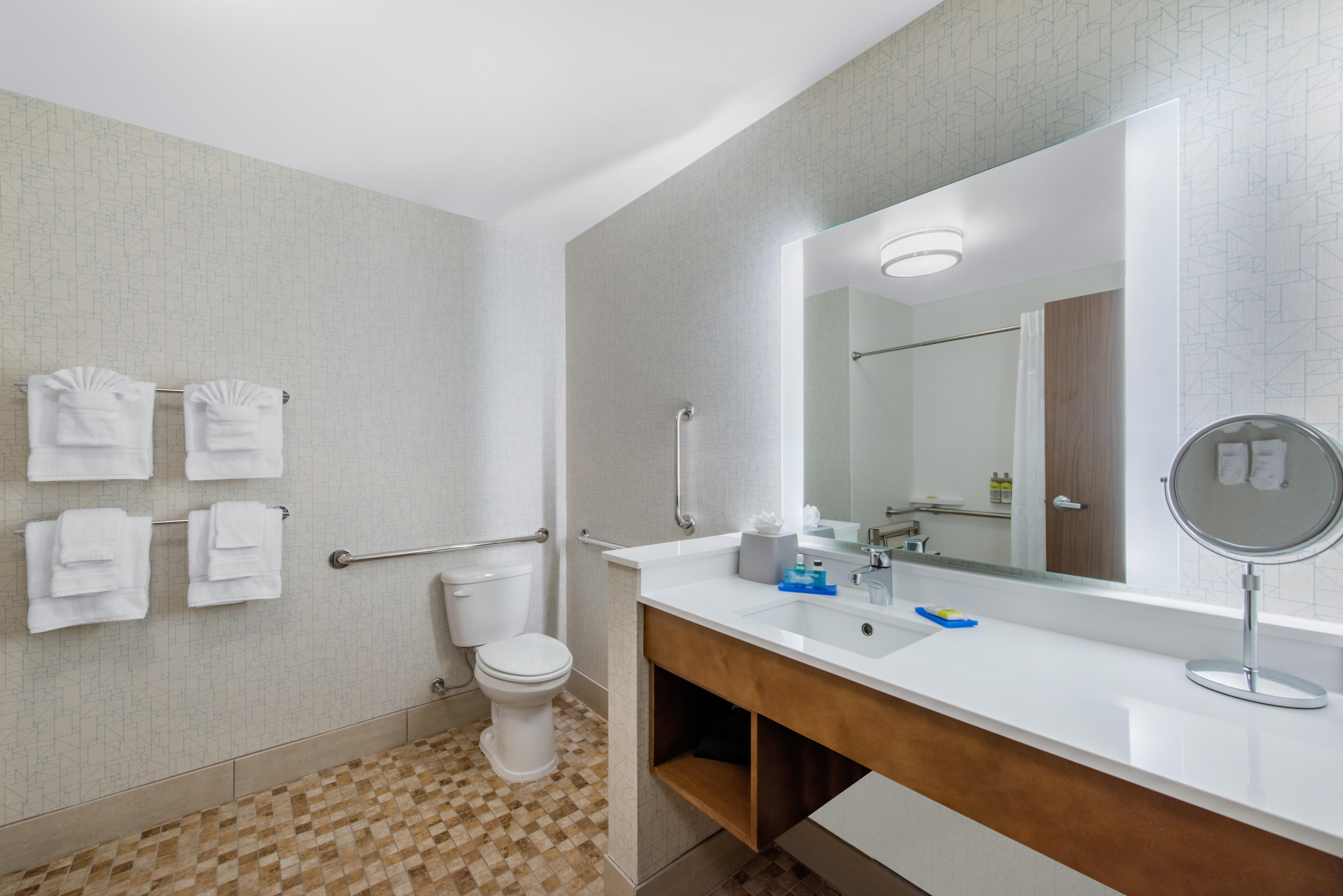 Express & - Gainesville Area By Ihg Hotel 3*